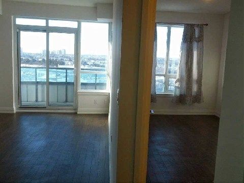 522 - 7161 Yonge St, Markham, L3T 0C8 | Image 3