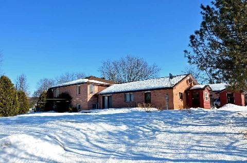 Detached House sold at 1809 10th Sideroad, New Tecumseth, Rural New Tecumseth, L0G1W0 - MLS: N2838076