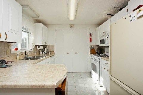 36 Tecumseth Pines Dr, New Tecumseth, L0G1W0 | Image 3