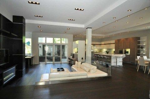 19 Maryvale Cres, Richmond Hill, L4C6P6 | Image 2