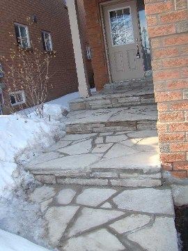 249 Rushbrook Dr, Newmarket, L3X2E3 | Image 2