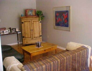 562 Tara Hill Circ, Aurora, L4G6G9 | Image 2