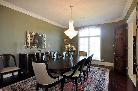 65 Kingswood Dr, King, L7B1K8 | Image 3