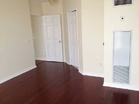 205 - 7398 Yonge St, Vaughan, L4J1V8 | Image 3