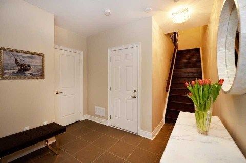 10 Powseland Cres, Vaughan, L4L0C5 | Image 2