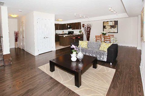 276 - 322 John St, Markham, L3T0B1 | Image 3