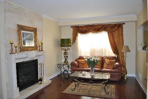 193 Maurier Blvd, Vaughan, L6A0V2 | Image 3