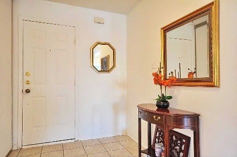 32 Tamara Dr, Richmond Hill, L4S1E4 | Image 2