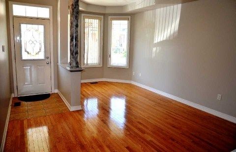 85 Shirrick Dr, Richmond Hill, L4E0B7 | Image 2