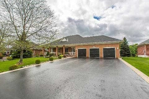 49 Pettet Rd, Whitchurch-Stouffville, L4A 7X4 | Image 2