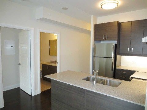 318 - 1 Uptown Dr, Markham, L3R5C1 | Image 2