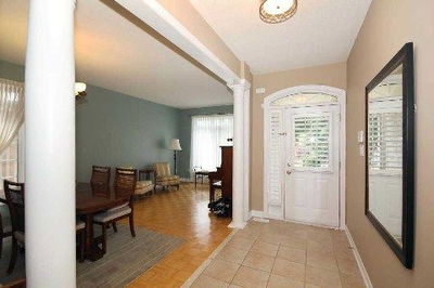 78 Chardonnay Dr, Vaughan - Patterson image-0-1