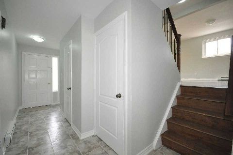 17 Jamieson Dr, Adjala-Tosorontio, L0N 1R0 | Image 2