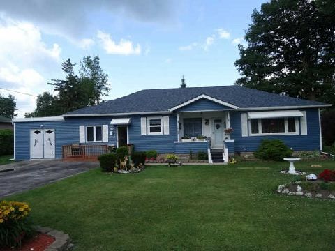 350 The Queensway S, Georgina, L4P2B9 | Image 2