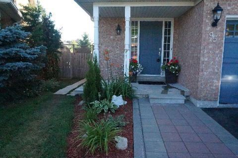 95 Long Point Dr, Richmond Hill, L4E3Z7 | Image 2