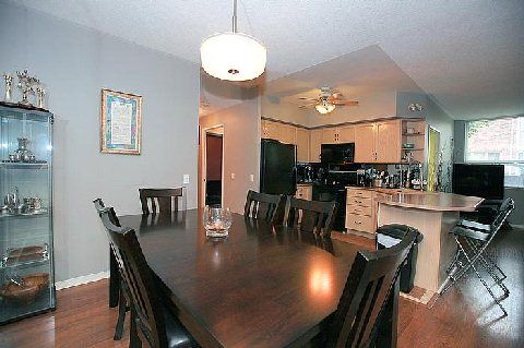 102 - 7398 Yonge St, Vaughan, L4J1V8 | Image 3