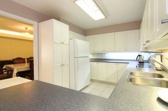 83 - 151 Townsgate Dr, Vaughan, L4J8J7 | Image 2