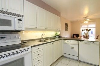 83 - 151 Townsgate Dr, Vaughan, L4J8J7 | Image 3