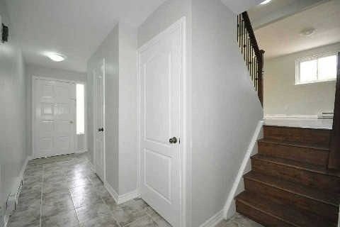 17 Jamieson Dr, Adjala-Tosorontio, L0N 1R0 | Image 2