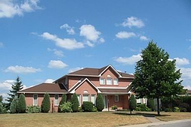 Detached House sold at 68 Autumn Way, Aurora, Ontario, L4G4P4 - Aurora Heights - MLS: N2976858