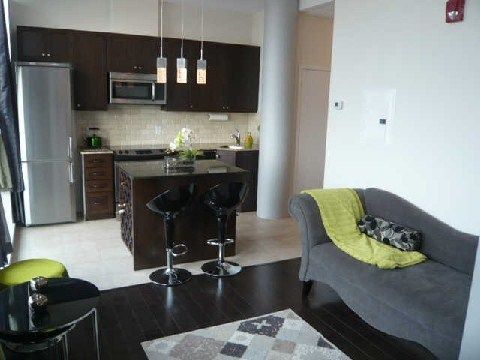 601 - 10376 Yonge St, Richmond Hill, L4C3B8 | Image 3