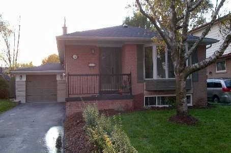 Detached House leased at 32 Collins Crescent, Aurora, Aurora Heights, L4G2W2 - MLS: N3008119