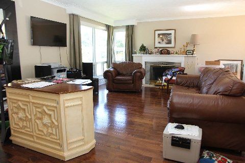 House - 348 Boisdale Ave, Richmond Hill, L4C1R3 | Image 3