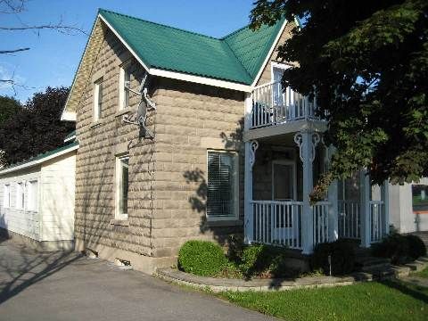 7878 Yonge St, Innisfil, L9S 1L4 | Image 2