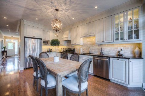 121 Hopecrest Rd, Markham, L6C2V7 | Image 3