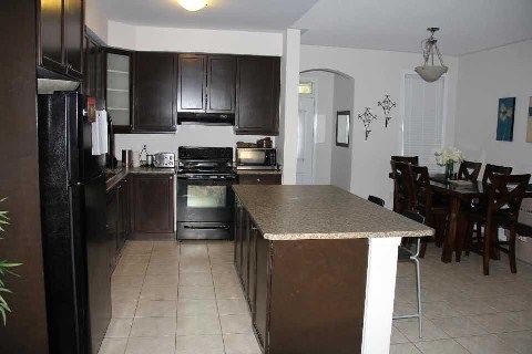 8 Terry Fox St, Markham, L6B0W1 | Image 2