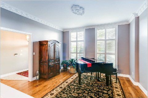 56 Park Ridge Dr, Vaughan, L0J1C0 | Image 3