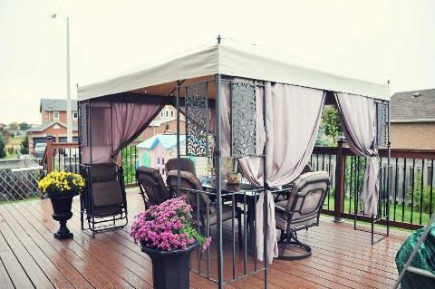 97 Depeuter Cres, Bradford West Gwillimbury, L3Z3A2 | Image 2