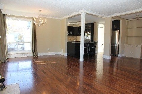 House - 348 Boisdale Ave, Richmond Hill, L4C1R3 | Image 2