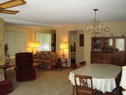 39 Windsor Dr, Whitchurch-Stouffville, L4A7X3 | Image 3