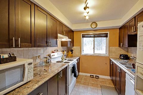 815 Lagoon Dr, Georgina, L0E1S0 | Image 3