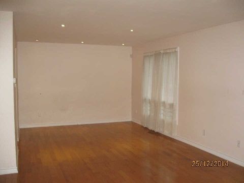 91 Pepperell Cres, Markham, L3R3G9 | Image 3