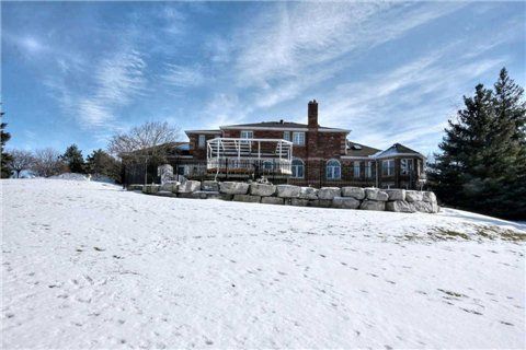 12 Jarvis Ave, Aurora, L4G6W8 | Image 2