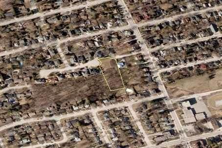 197 Sherwood Pl, Newmarket, L3Y8E5 | Image 3