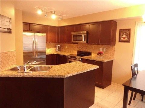 2179 Bur Oak Ave, Markham, L6E 0C4 | Image 3