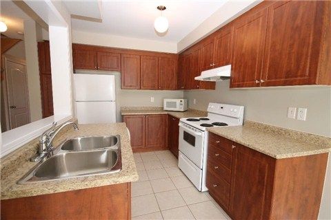 110 Expedition Cres, Whitchurch-Stouffville, L4J0J1 | Image 3