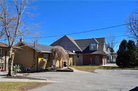 24 Rouge St E, Markham, L3P1K7 | Image 2