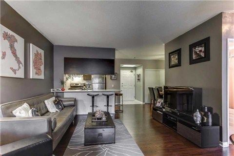 107A - 7398 Yonge St, Vaughan, L4J8J2 | Image 3