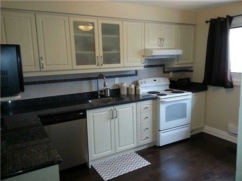 10 - 100 Henderson Ave, Markham, L3T2K8 | Image 2