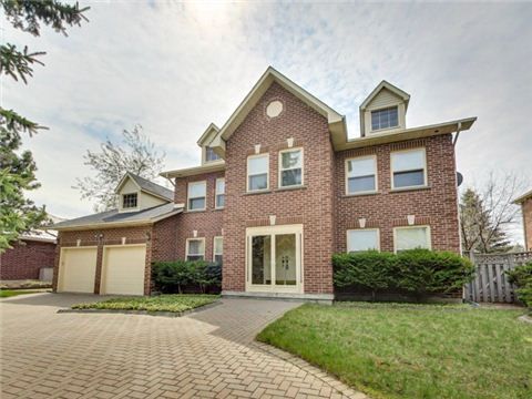 119 Fern Valley Cres, Richmond Hill, L4E2K3 | Image 2