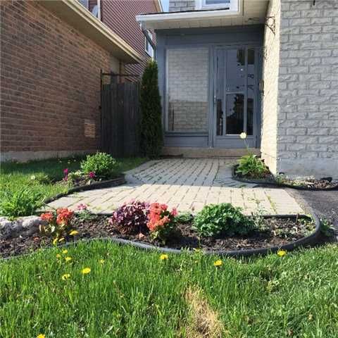 218 Mullen Dr, Vaughan, L4J2P1 | Image 2