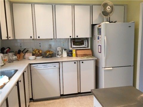 218 Mullen Dr, Vaughan, L4J2P1 | Image 3