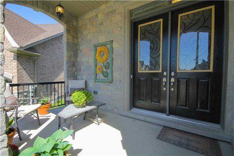 10 Sim Hill Cres, King, L7B0C4 | Image 2