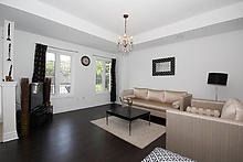 873 New Westminster Dr, Vaughan, L4J0G8 | Image 2