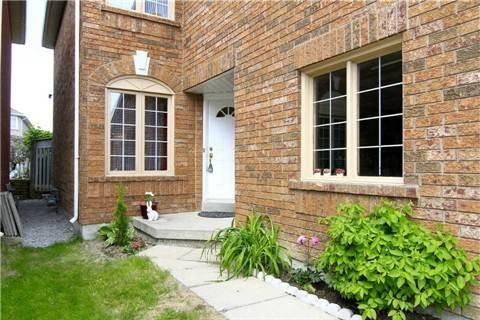 22 Rush Rd, Aurora, L4G7G5 | Image 2