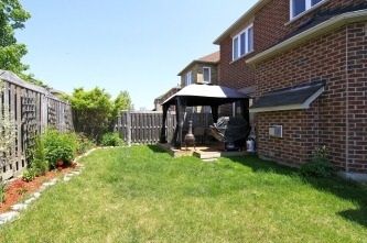 32 Chasser Dr, Markham, L6E1S6 | Image 3